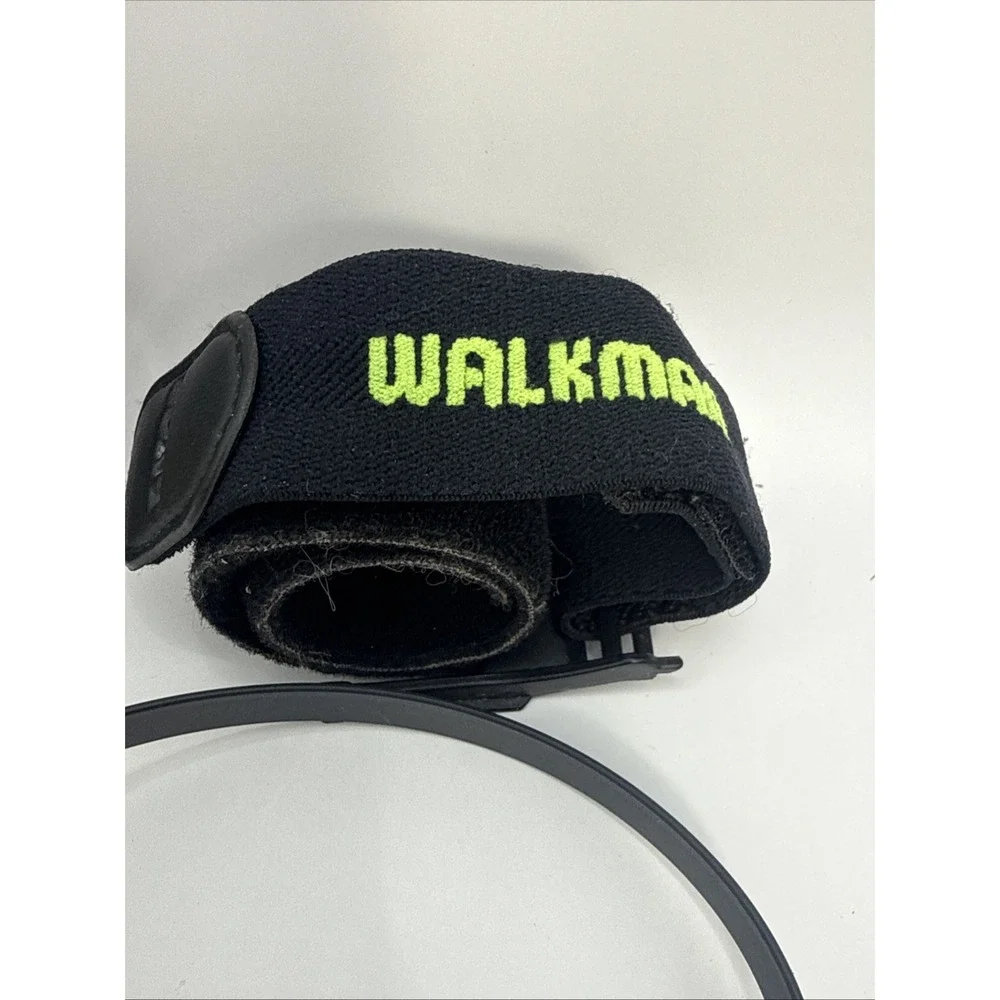 Sony Sports Walkman FM/AM Radio SRF-M78 w/ MDR-W014 White Headphones Tested